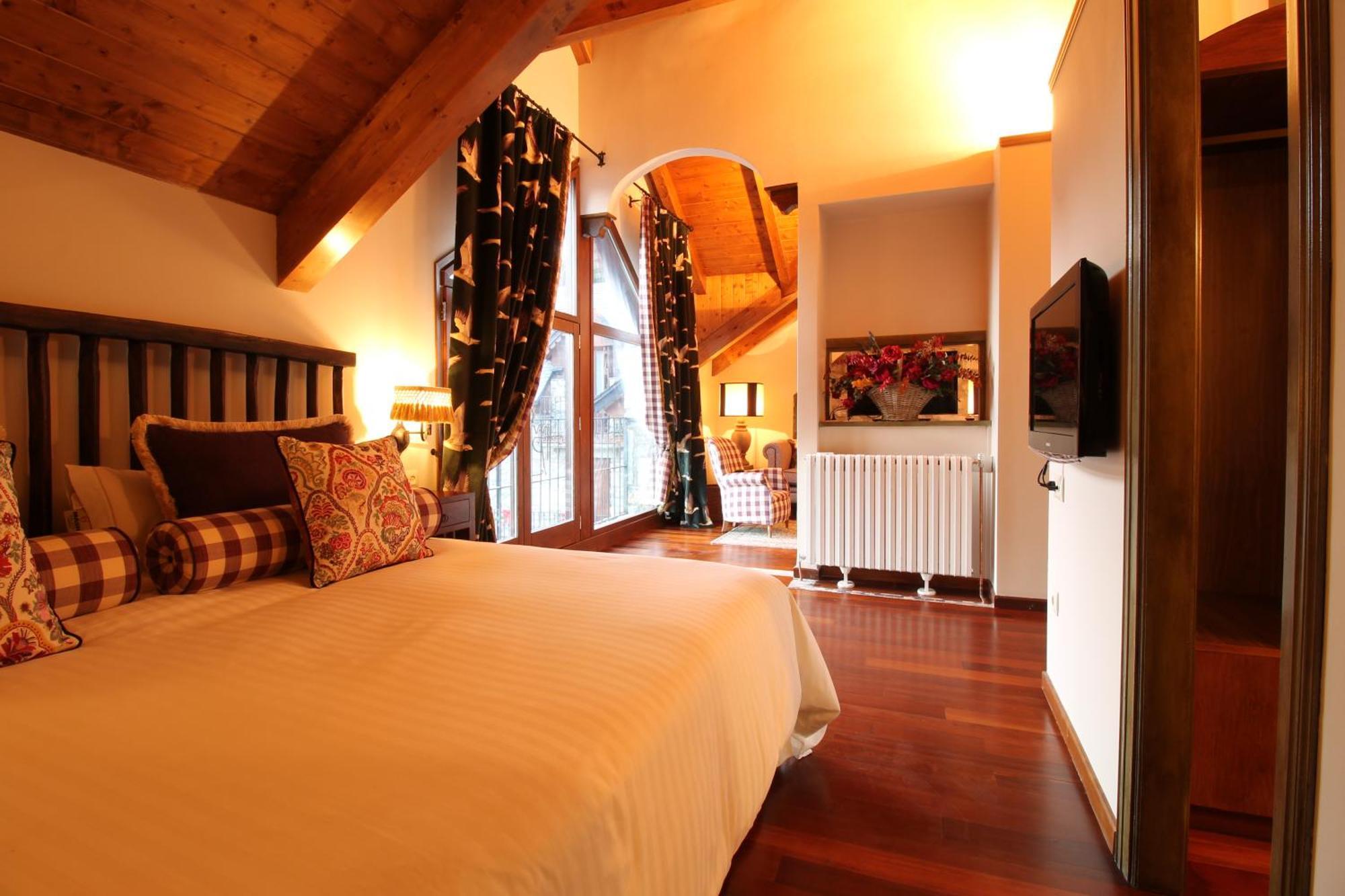 Abadia Del Pirineo Hotel Tramacastilla de Tena Kültér fotó